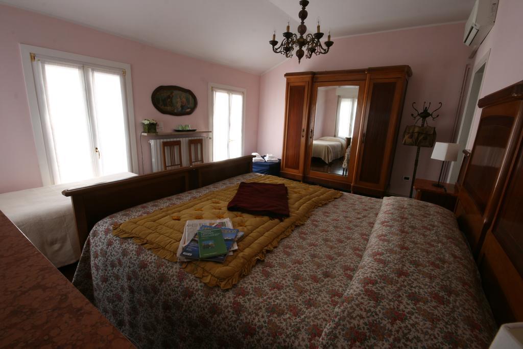 Corte Posta B&B Mântua Quarto foto